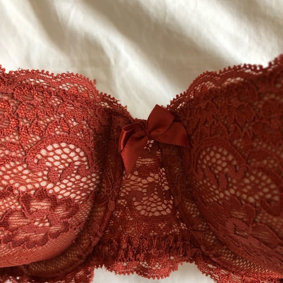 GILLIGAN&O’MALLEY red lace push up bra - Picture 2 of 5